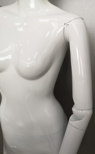 FA-15 Манекен женский глянцевый без лица с шарнирами в локтях 175/76/57/84