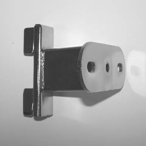 AX-B054BC Крепеж к стене фиксированный 50 мм для систем Bazic, Roto