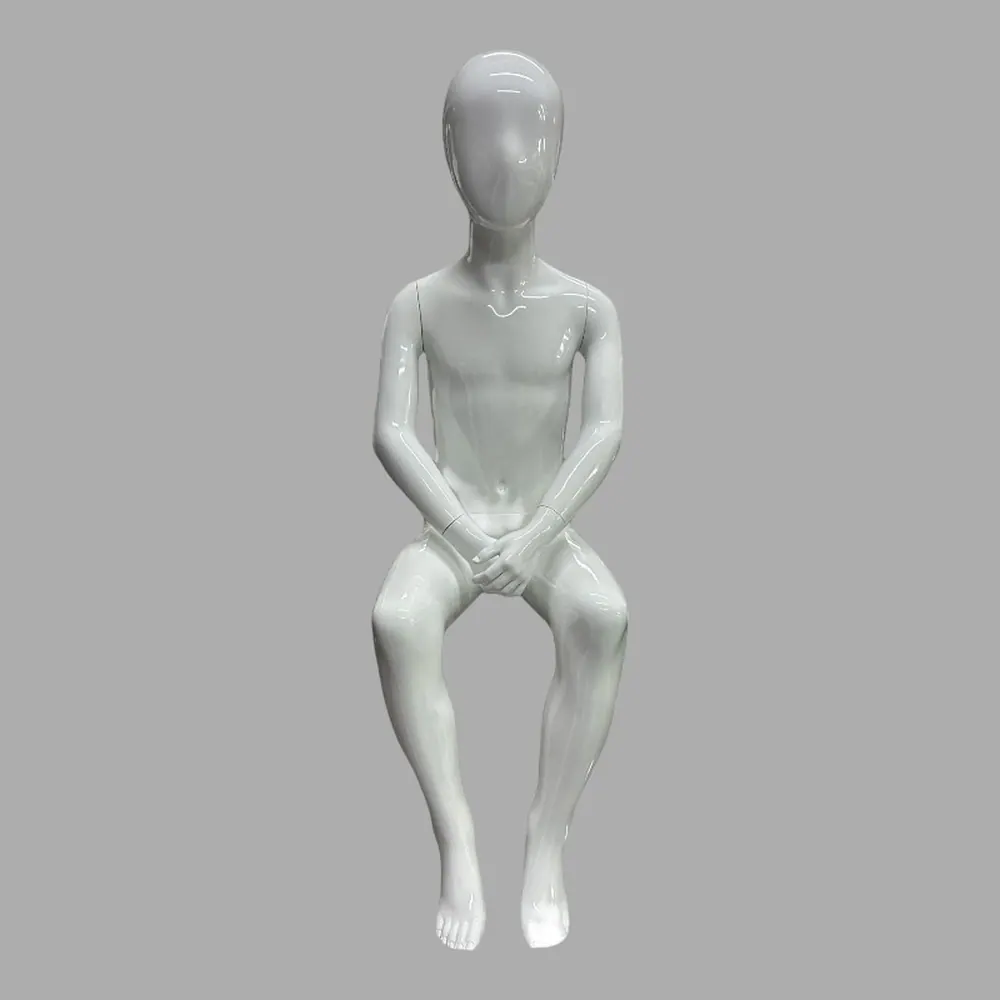 YR-026 Манекен детский сидячий