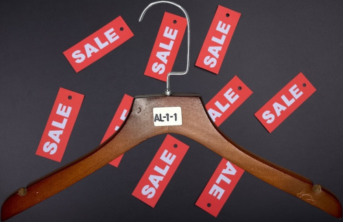 AL-1-1 sale Вешалка-плечики деревянная без перекладины L-380 мм