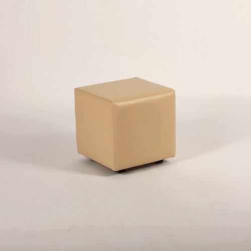 Пф-01 Пуфик квадратный для магазина 370×360×360 мм