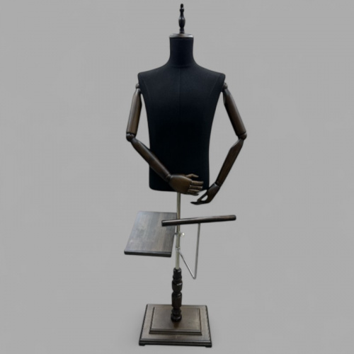 PPM-02 Манекен порт-демонстр. мужской без головы, с дерев. держателями обуви и брюк, шарнирные руки