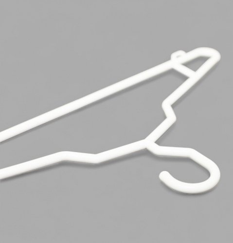 В-107.1*(УС) Вешалка Усиленная пластмассовая с крючками L-420 мм