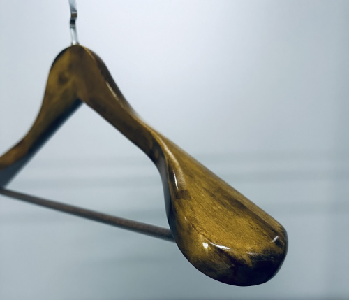 A-44/5D/M Вешалка-плечики деревянная с перекладиной