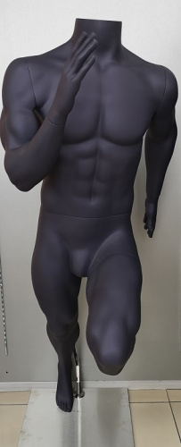 F04152 Манекен мужской бегущий, без головы H=1610 мм 106/85/98