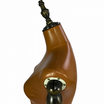 SR-2-13 Манекен порт-демонстр. женский на деревянной подставке с деревянными руками