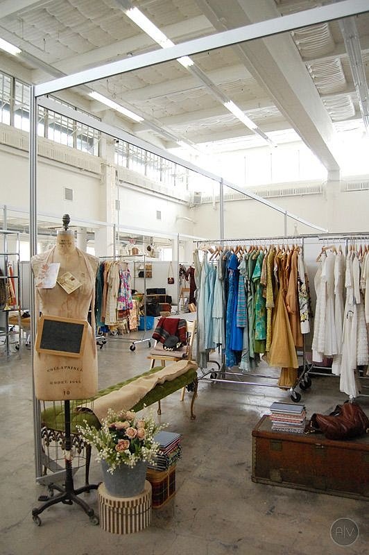 торговая мебель для магазина